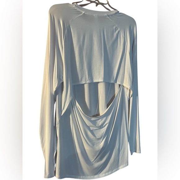 Under Armour Modal WHITE Long Sleeve Cut Out yoga First pic reference only Large - Picture 2 of 7